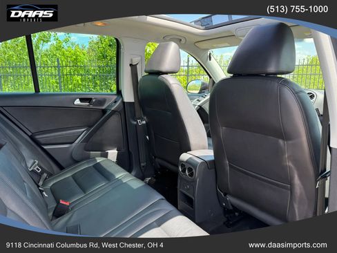 Used 2016 Volkswagen Tiguan SEL AWD/4WD image 27