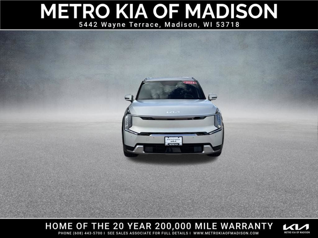 Used 2024 Kia EV9 Land AWD/4WD image 9