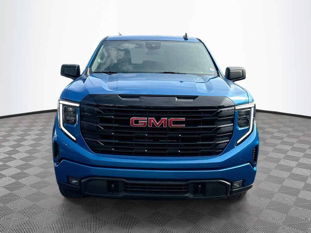 Used 2023 GMC Sierra 1500 Elevation AWD/4WD image 2