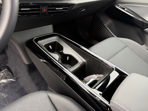 New 2025 Volkswagen ID.4 Pro S image 13