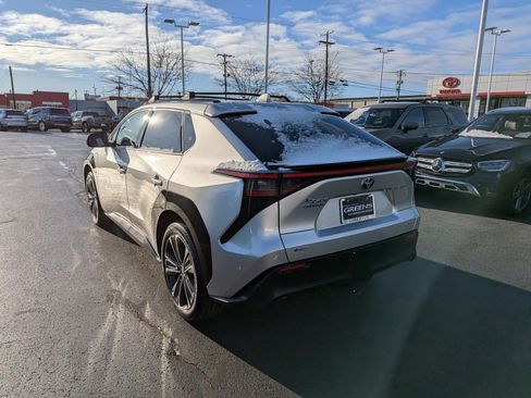 Used 2025 Toyota bZ4X Limited w/ Weather Package image 8