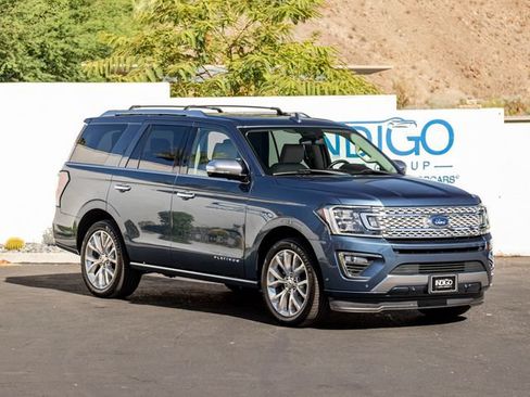 Used 2018 Ford Expedition Platinum RWD image 4