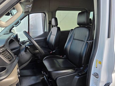 Used 2023 Ford Transit 350 XL RWD image 11