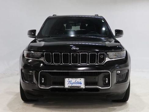 Used 2023 Jeep Grand Cherokee L Overland w/ Advanced Protech Group III AWD/4WD image 2