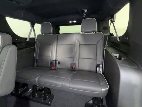 New 2026 Chevrolet Suburban Premier AWD/4WD image 26