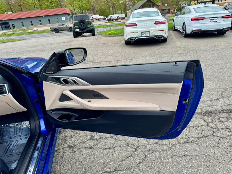 Used 2021 BMW M440i Convertible w/ Premium Package RWD image 26
