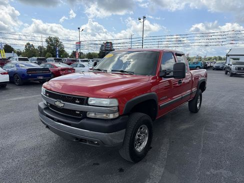 Used 2002 Chevrolet Silverado 2500 LS w/ Electrical Convenience Pkg AWD/4WD image 9