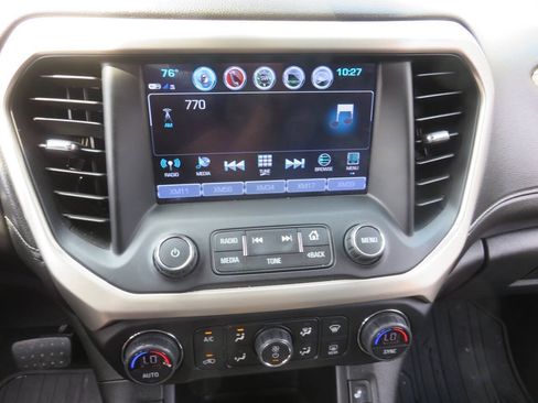 Used 2019 GMC Acadia Denali w/ Technology Package AWD/4WD image 17