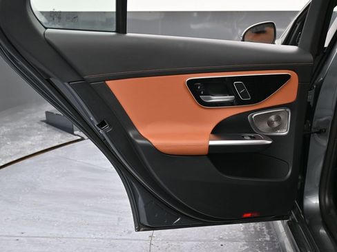 Used 2024 Mercedes-Benz C 300 C 300 image 42