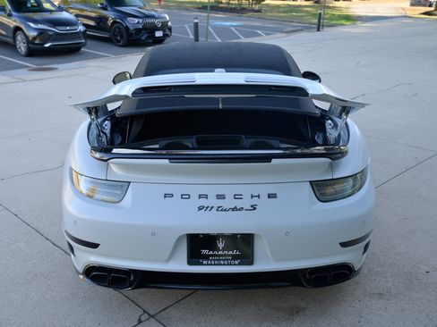 Used 2015 Porsche 911 Turbo S image 15