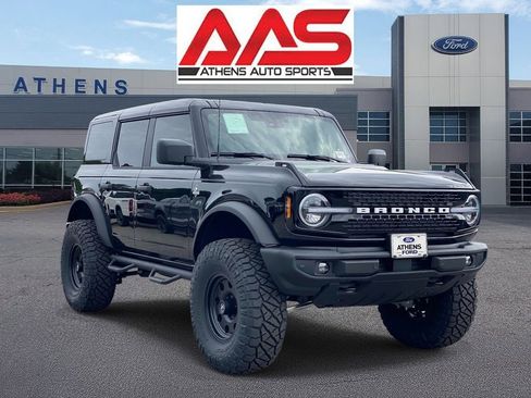 New 2026 Ford Bronco Outer Banks AWD/4WD image 1