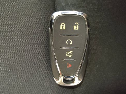 Used 2023 Chevrolet Malibu LT image 32