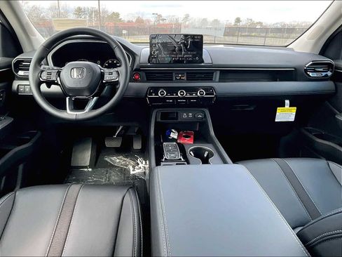 New 2025 Honda Pilot EX-L image 12