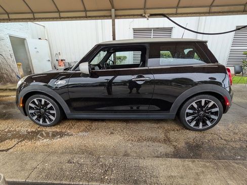 Used 2021 MINI Cooper S w/ 6.5" Touchscreen Package image 8