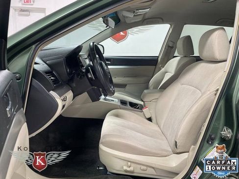 Used 2013 Subaru Outback 2.5i Premium w/ All-Weather Pkg AWD/4WD image 12