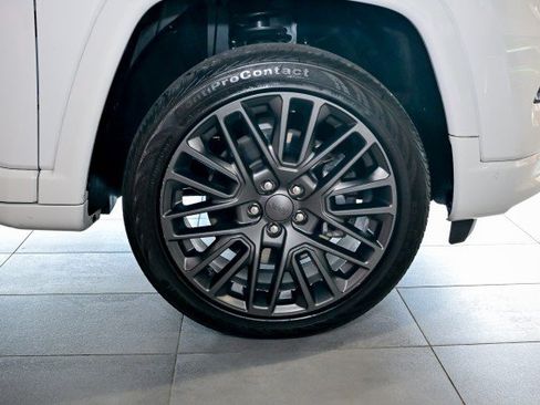Used 2023 Jeep Compass High Altitude AWD/4WD image 43