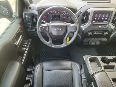 Used 2020 Chevrolet Silverado 1500 Custom Trail Boss w/ Custom Convenience Package AWD/4WD image 17