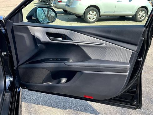 Used 2026 Toyota Camry SE w/ Convenience Package image 21