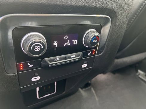 Used 2024 Chevrolet Tahoe Z71 w/ Z71 Off-Road Package image 57