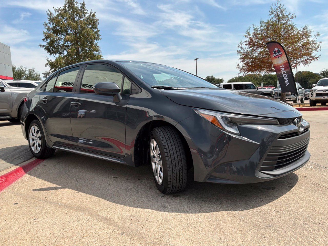 Used 2026 Toyota Corolla LE FWD image 4