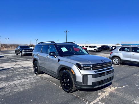 Used 2024 Hyundai Santa Fe XRT image 3