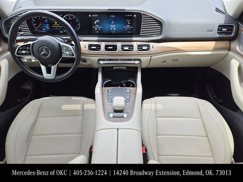 Used 2021 Mercedes-Benz GLS 450 4MATIC image 20