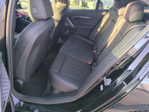 Certified 2026 BMW 550e xDrive image 21