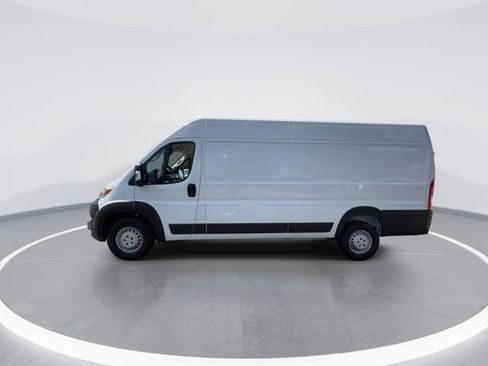 New 2024 RAM ProMaster 3500 w/ Convenience Group image 5