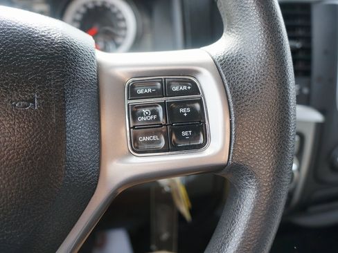 Used 2023 RAM 1500 Classic SLT image 22