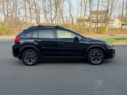 Used 2014 Subaru Crosstrek 2.0i Premium w/ Moonroof Package image 7