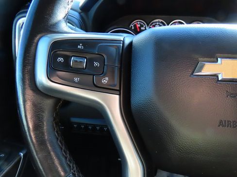 Used 2023 Chevrolet Silverado 2500 LT w/ Convenience Package image 34