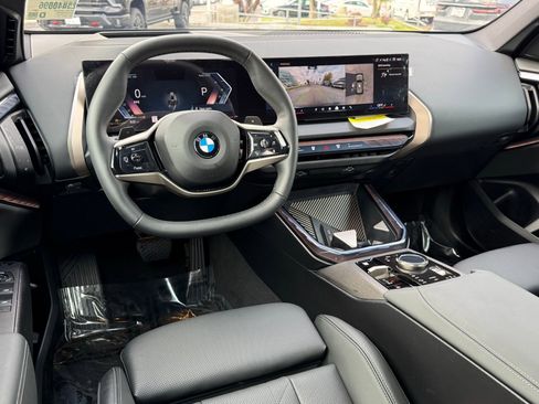 Used 2025 BMW X3 xDrive30i image 32
