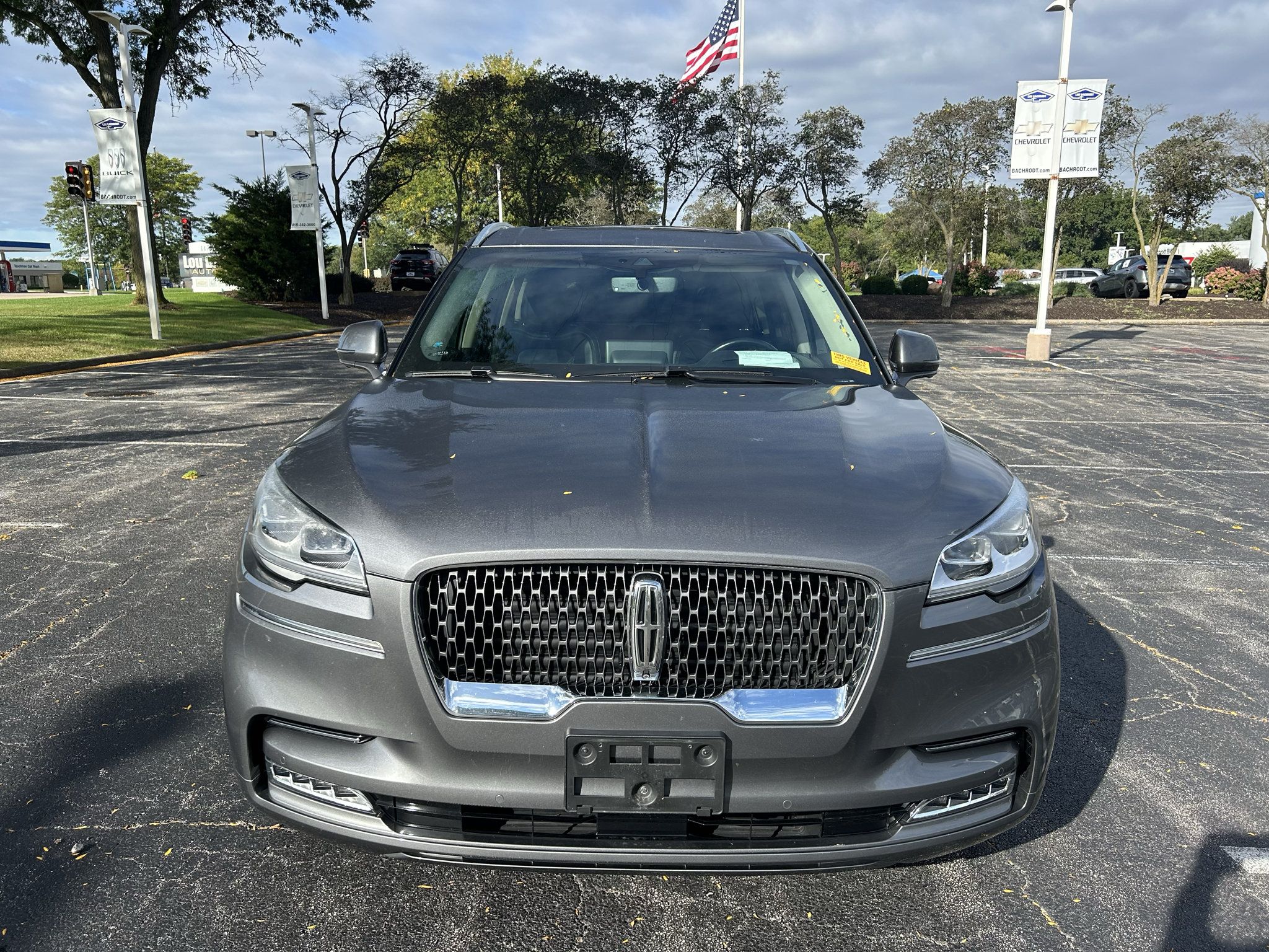 Used 2022 Lincoln Aviator Reserve w/ Equipment Group 201A AWD/4WD image 2