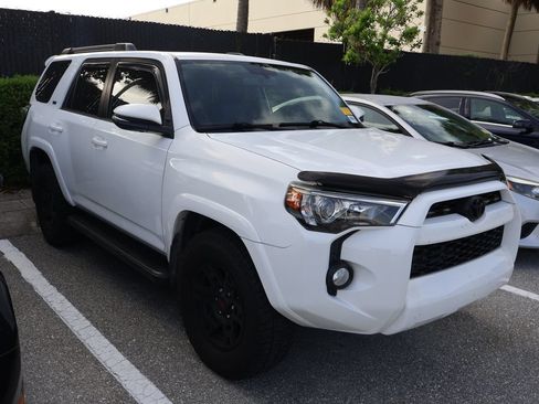 Used 2019 Toyota 4Runner SR5 Premium RWD image 6