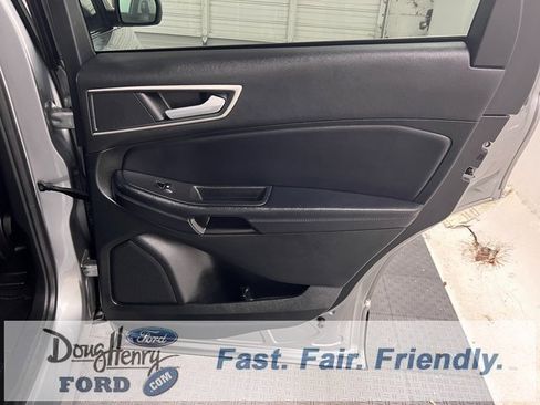 Used 2023 Ford Edge SEL image 34