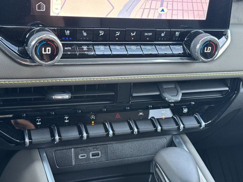 New 2026 Chevrolet Colorado ZR2 w/ ZR2 Bison Edition image 22