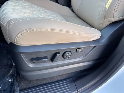 New 2026 Nissan Armada Platinum Reserve w/ Accent Package image 28