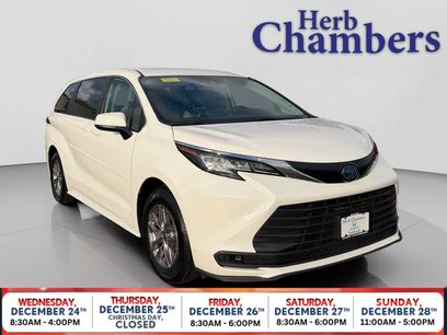 Used 2023 Toyota Sienna LE