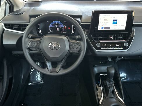 Used 2026 Toyota Corolla LE w/ LE Premium Package FWD image 13