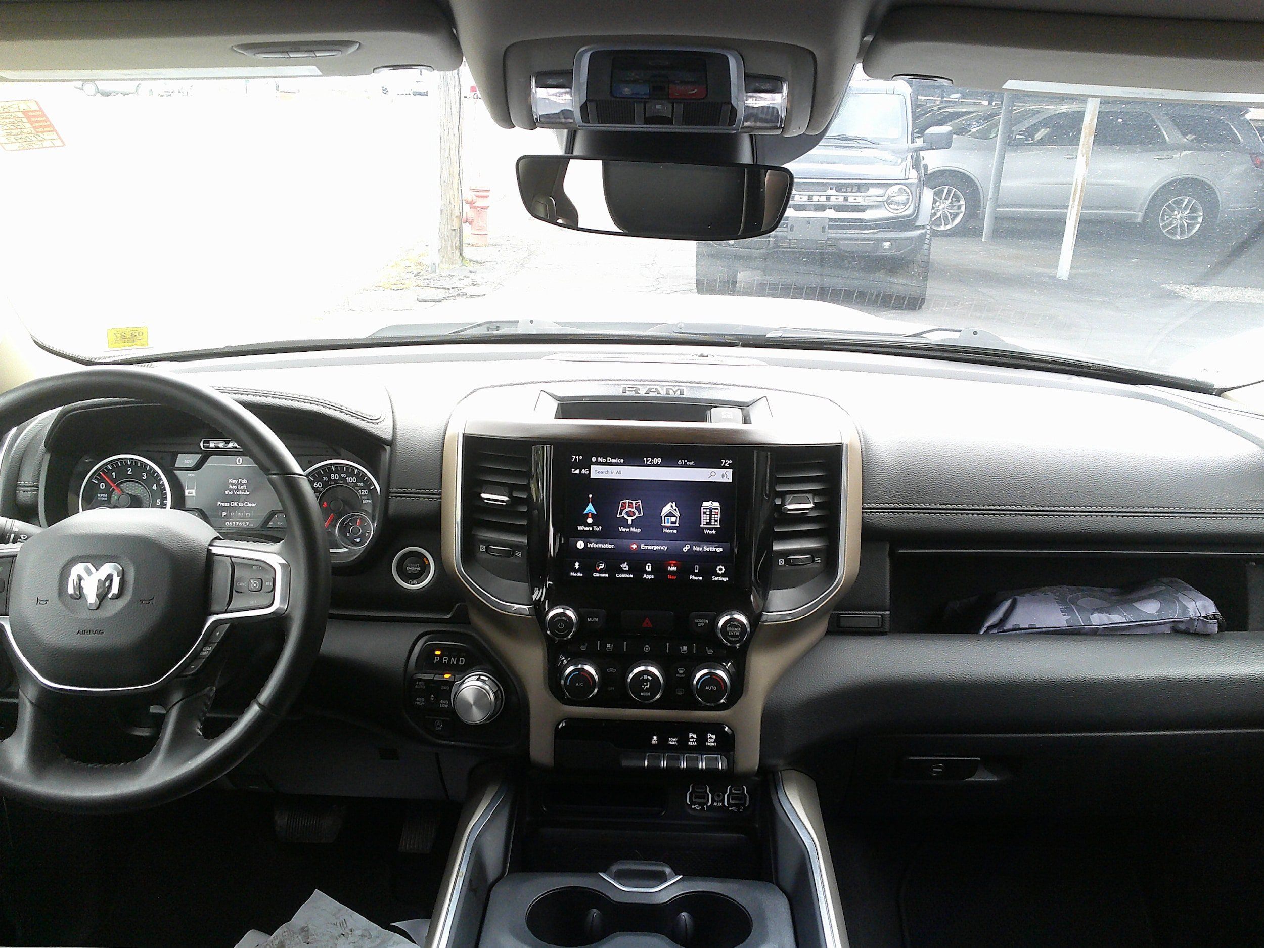 Used 2021 RAM 1500 Laramie AWD/4WD image 18