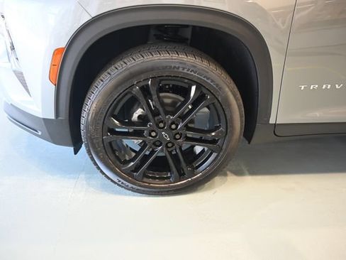 New 2026 Chevrolet Traverse LT w/ LPO, Floor Liner Package FWD image 29