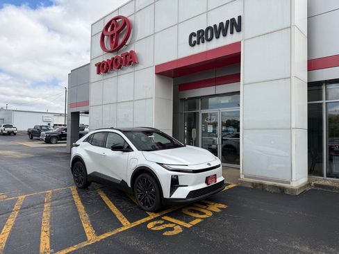 New 2026 Toyota C-HR AWD/4WD image 1
