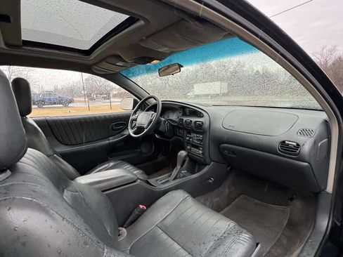 Used 1997 Pontiac Grand Prix GT w/ Opt Pkg image 13