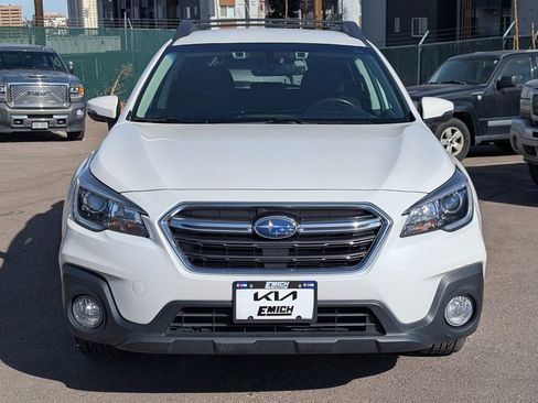 Used 2019 Subaru Outback 2.5i Premium image 6