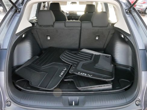 Certified 2023 Honda HR-V LX image 18