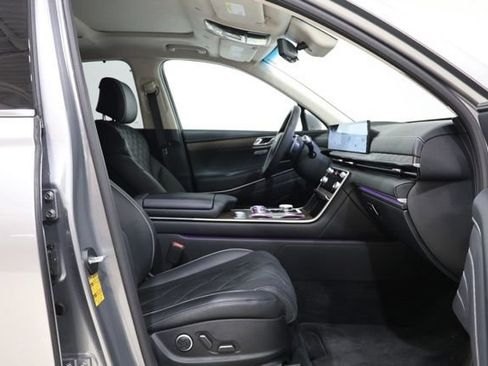 Used 2025 Genesis GV80 3.5T Prestige AWD/4WD image 41