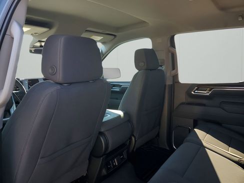 New 2026 GMC Sierra 1500 Elevation image 18