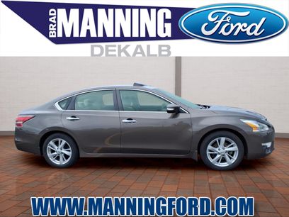 Used 2015 Nissan Altima 2.5 SV w/ Convenience Package