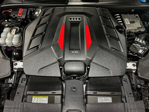 Used 2022 Audi SQ8 Premium Plus w/ Black Optic Package AWD/4WD image 26