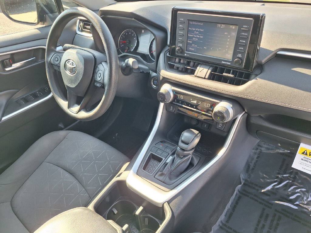 Used 2022 Toyota RAV4 XLE w/ Convenience Package FWD image 24